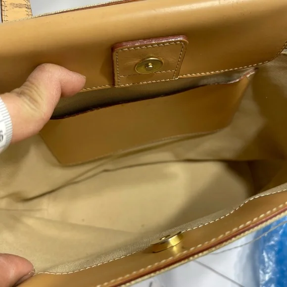 Burberry Hand Bag in Tan color. - Picture 7 of 9